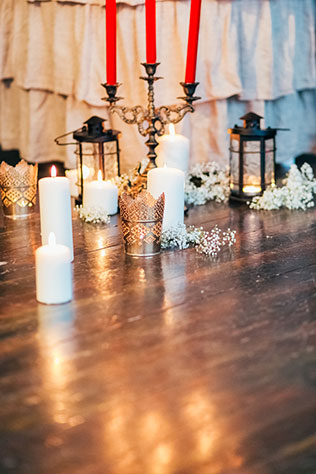 Свадебная фотосессия в дворцовом стиле, свечи