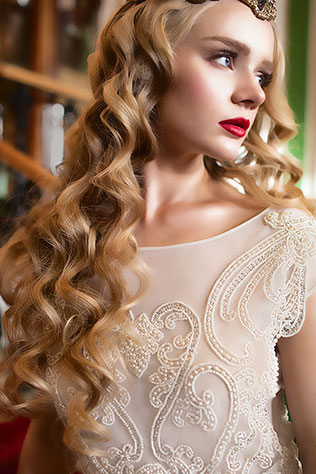 Роскошная свадебная фотосессия в королевском стиле, образ невесты