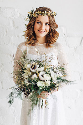 Свадебная фотосессия в стиле бохо, букет невесты, венок