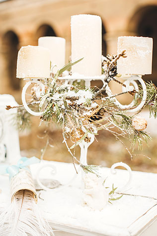 свадебная фотосессия в стиле Марии-Антуанетты, детали декора, свечи