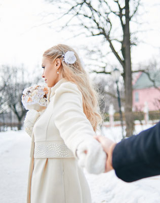 Свадебная фотосессия в стиле русского классицизма, жених и невеста
