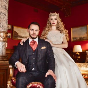 Роскошная свадебная фотосессия в королевском стиле