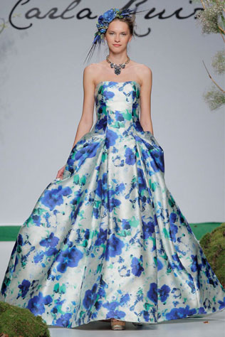 Свадебные платья с цветами