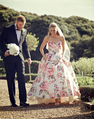 Свадебные платья с цветами