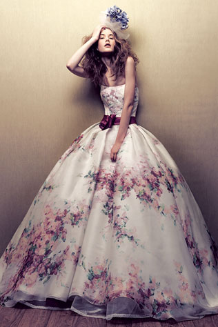 Свадебные платья с цветами