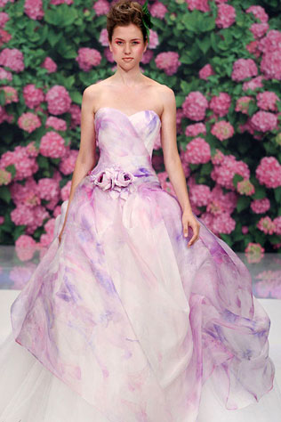 Свадебные платья с цветами