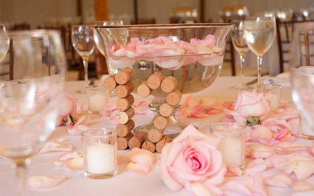 винные пробки в декоре свадьбы