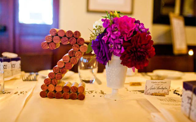 винные пробки в декоре свадьбы