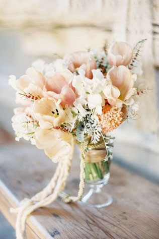 Свадебные тренды 2015 - пастельные цвета, букет невесты