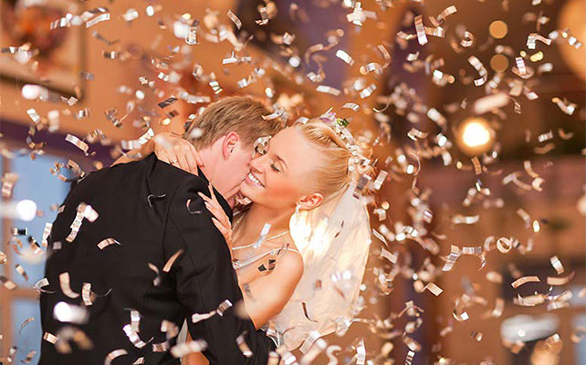 конфетти на свадьбе