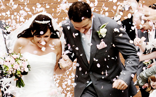 конфетти на свадьбе