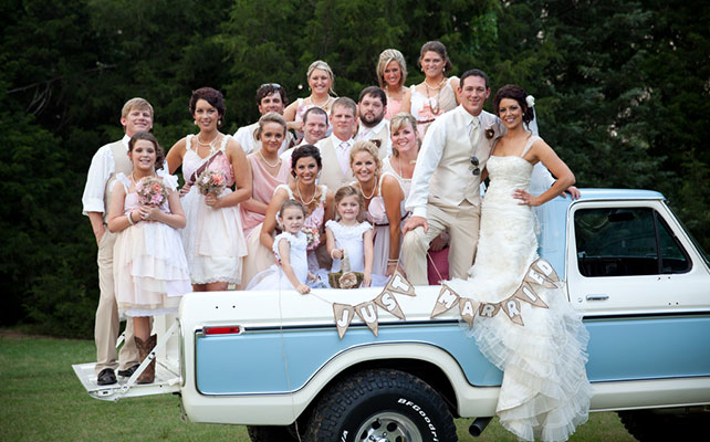 необычный свадебный кортеж