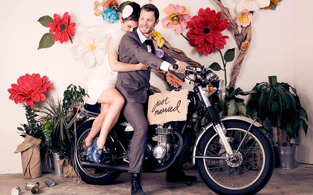 необычный свадебный кортеж