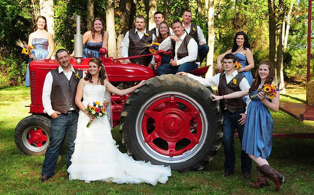 необычный свадебный кортеж