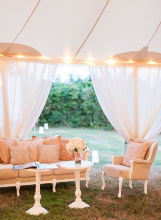 Вдохновение: оформление свадебного шатра 