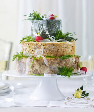 сырный торт на свадьбе