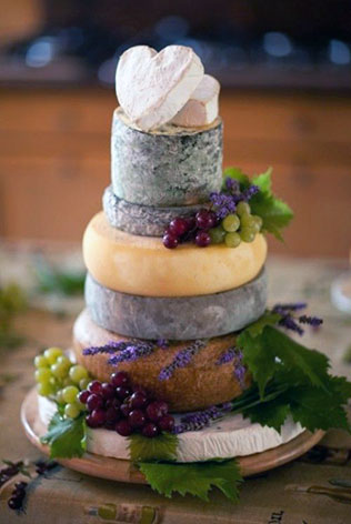 сырный торт на свадьбе