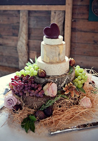 сырный торт на свадьбе