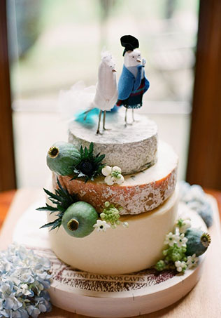 сырный торт на свадьбе