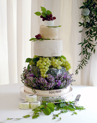 сырный торт на свадьбе