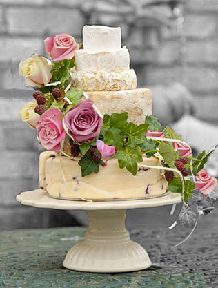 сырный торт на свадьбе