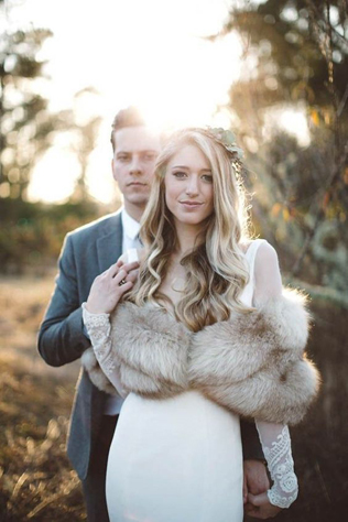 зимний образ невесты, невеста в меховой накидке 
