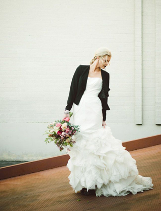 зимний образ невесты, невеста в пиджаке 