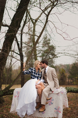 зимний образ невесты, невеста в клетчатой рубашке 