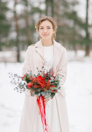 зимний образ невесты, невеста в пальто 