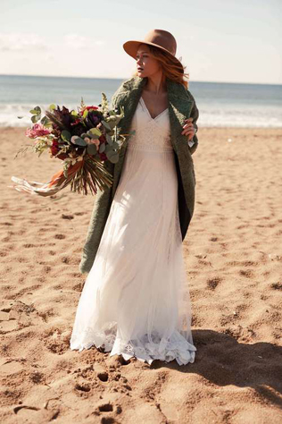 зимний образ невесты, невеста в пальто 