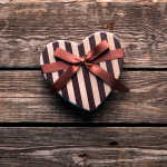 Что подарить любимому мужчине на день Святого Валентина?