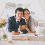 Свадьба на Санторини в белых и бежевых тонах: Денис и Дарья