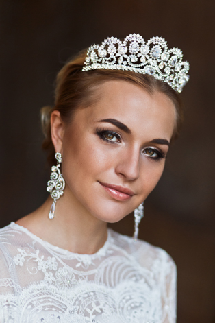 TOP7 SHOWWOMEN: топовые ведущие Москвы примерили свадебные платья, Анна Городжей