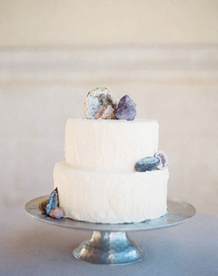 Тренд: свадебные торты в виде драгоценных камней 