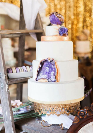 Тренд: свадебные торты в виде драгоценных камней 