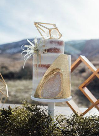 Тренд: свадебные торты в виде драгоценных камней 