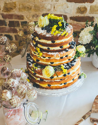 свадебные торты с открытыми коржами