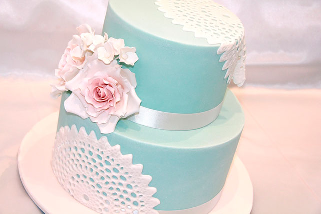 свадебный торт, расписанный вручную