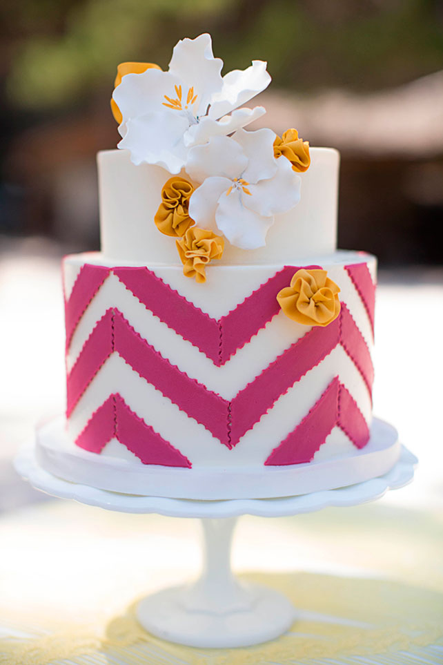 свадебный торт, расписанный вручную