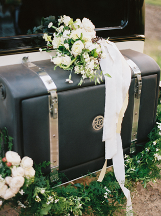 53 идеи для декора свадебного транспорта 