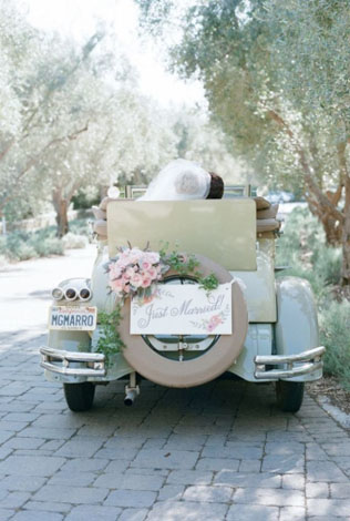 53 идеи для декора свадебного транспорта 