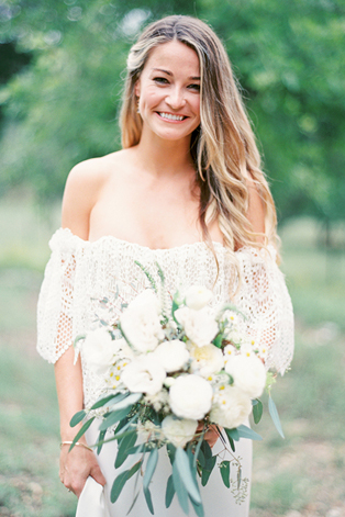 Тренд лета: свадебные платья с обнаженными плечами, образ невесты