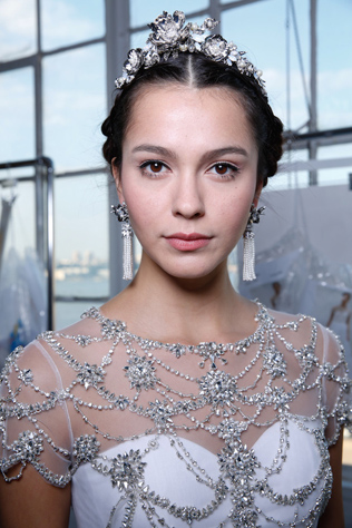 Bridal Fashion Week: свадебные бьюти-тренды от Marchesa 