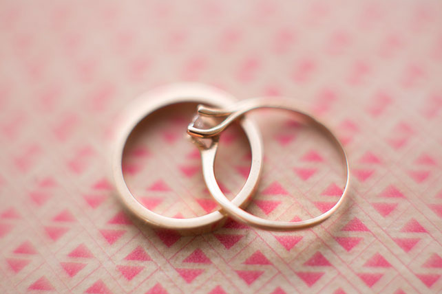 Tropical modern wedding, романтическая свадьба с яркими акцентами, обручальные кольца