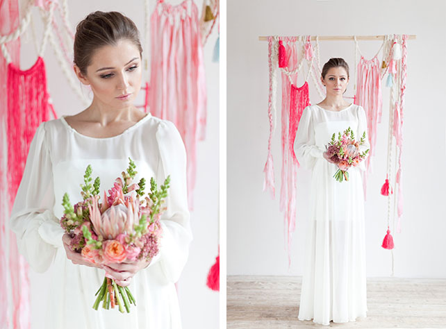 Tropical modern wedding, романтическая свадьба с яркими акцентами, невеста с букетом из экзотических цветов, протея, образ невесты