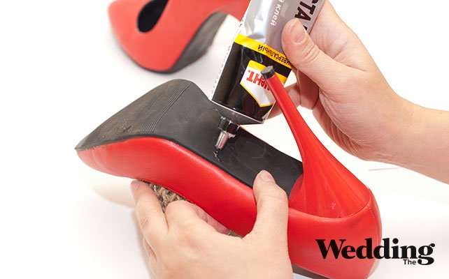 Как сделать туфли с подошвой, украшенной стразами, на подошву наклеить стразы