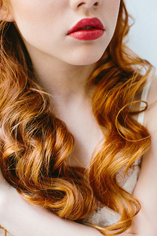 Утро невесты в стиле бохо, прическа