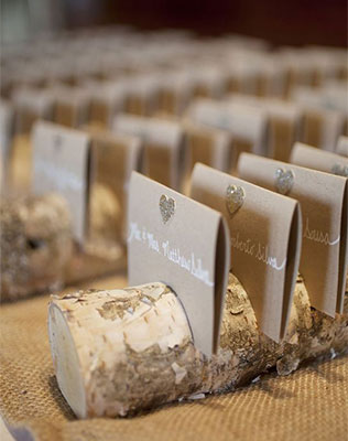 план рассадки гостей в рустикальном стиле