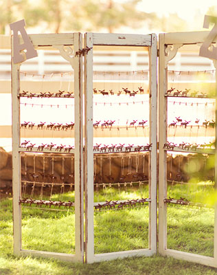 план рассадки гостей в рустикальном стиле