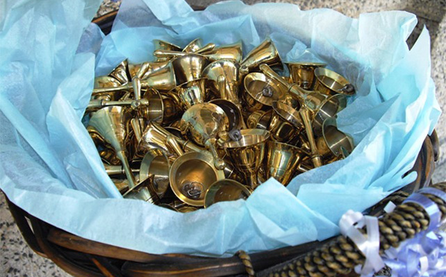 колокольчики для поцелуев